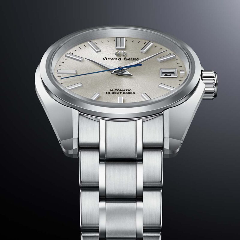 雪 Grand Seiko Creates A Snowscape Dial For Its Latest Hi-Beat